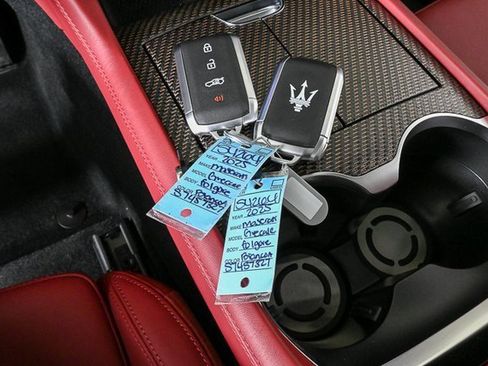 New 2025 Maserati Grecale Folgore image 19