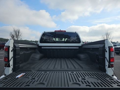 New 2026 Nissan Frontier PRO-4X w/ Pro Premium Package AWD/4WD image 15