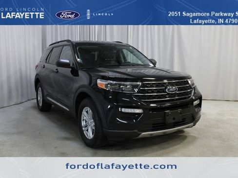 Used 2023 Ford Explorer XLT w/ Equipment Group 202A image 1
