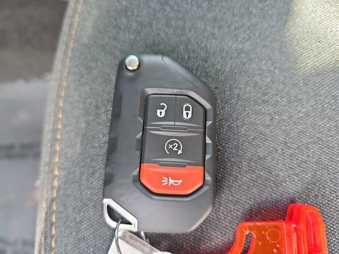 New 2026 Jeep Gladiator Willys image 34