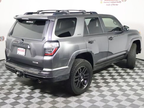 Used 2019 Toyota 4Runner Limited AWD/4WD image 4
