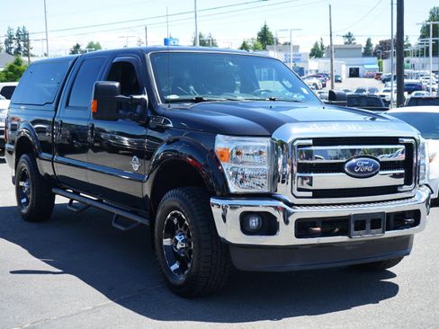 Used 2013 Ford F250 Lariat AWD/4WD image 7