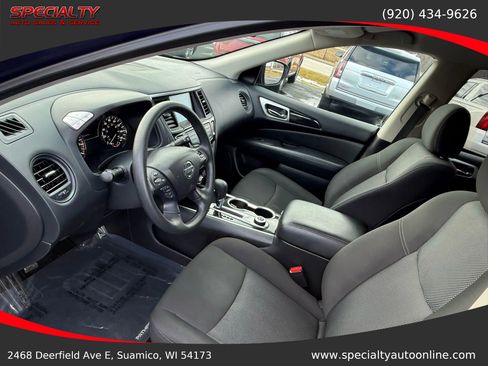 Used 2020 Nissan Pathfinder S image 16