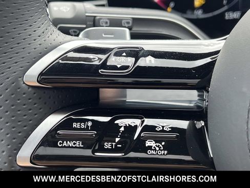 New 2025 Mercedes-Benz GLS 450 4MATIC image 32