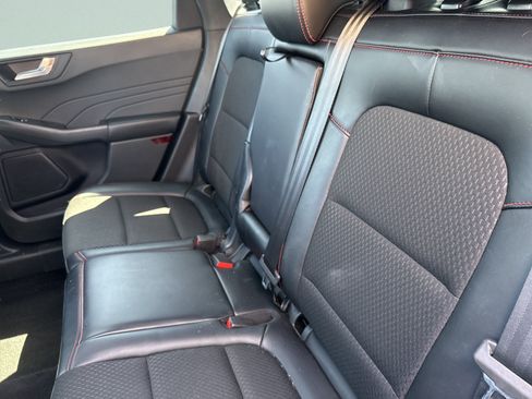 Used 2025 Ford Escape ST-Line AWD/4WD image 24