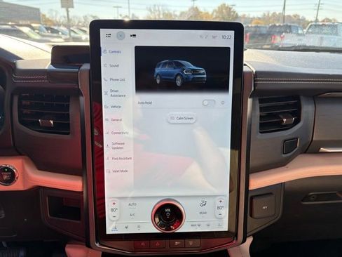 Used 2022 Ford Expedition Platinum image 16