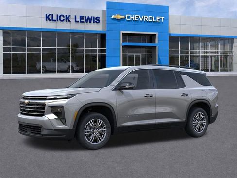 New 2026 Chevrolet Traverse LT FWD image 2