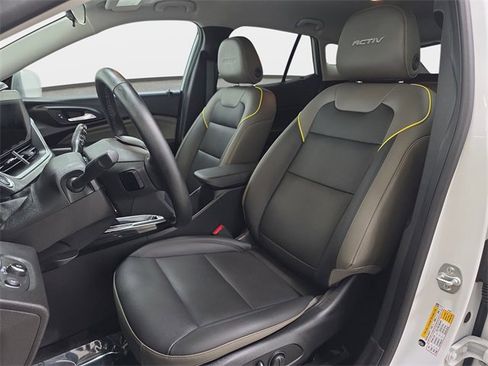 Used 2025 Chevrolet Trax ACTIV w/ Driver Confidence Package image 14