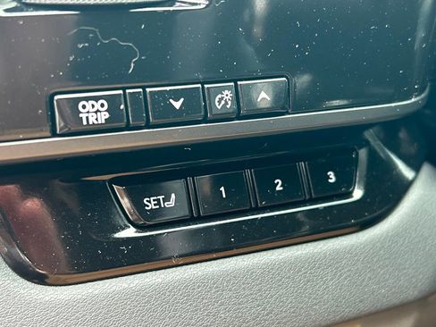 Used 2024 Lexus RX 350 w/ Technology Package image 28