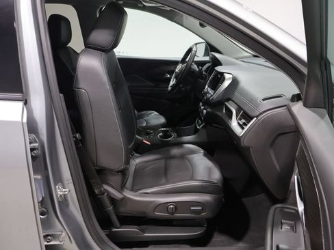 Used 2024 GMC Terrain SLT AWD/4WD image 24