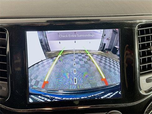 Used 2020 Jeep Grand Cherokee High Altitude image 14