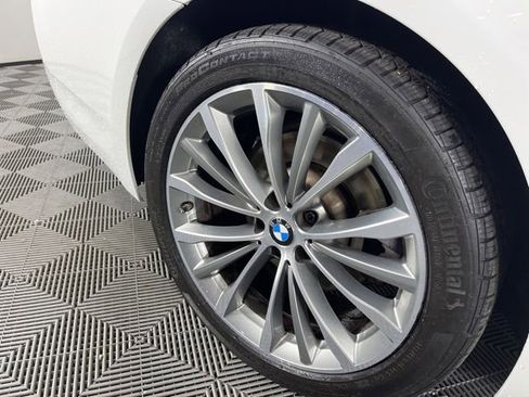 Used 2023 BMW 530i w/ Convenience Package RWD image 14