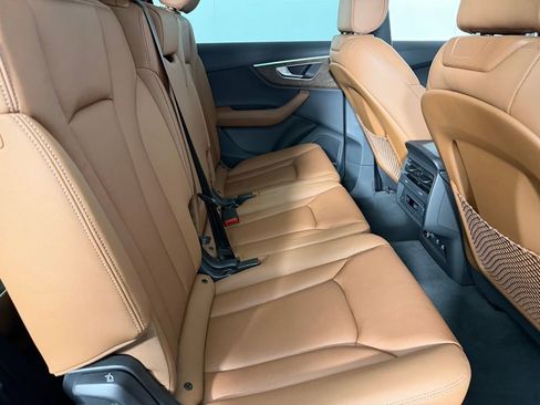 Used 2025 Audi Q7 3.0T Premium Plus w/ Premium Plus Package image 31