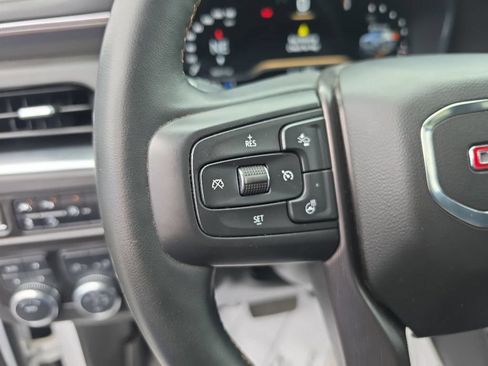Used 2023 GMC Yukon AT4 AWD/4WD image 20