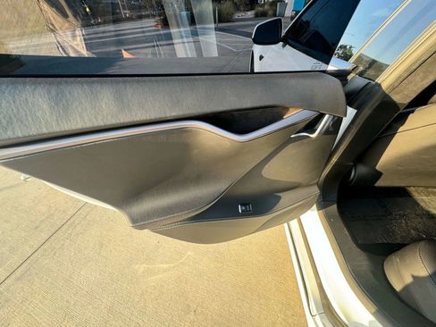 Used 2018 Tesla Model S 75D AWD/4WD image 18