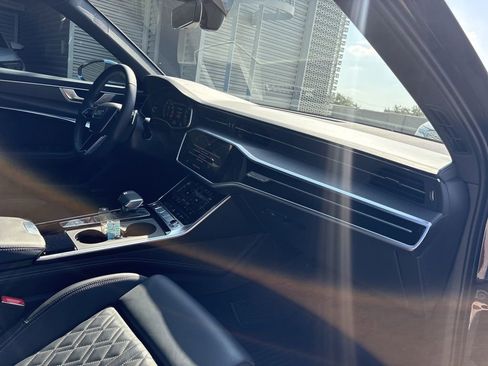 Used 2024 Audi S6 Prestige image 15