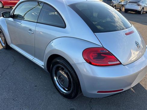 Used 2012 Volkswagen Beetle 2.5 image 15