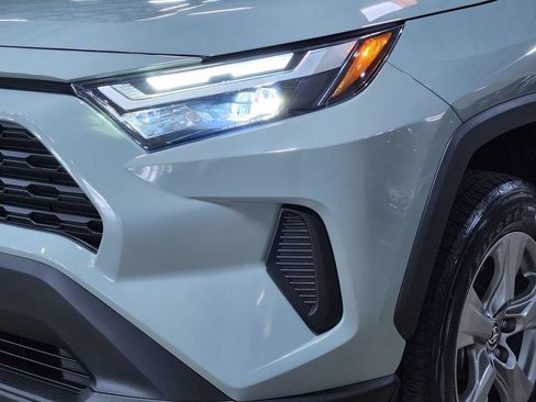 Used 2023 Toyota RAV4 XLE w/ Convenience Package AWD/4WD image 14