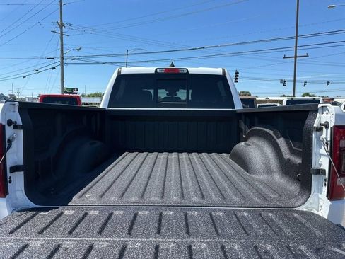 Used 2023 RAM 1500 Big Horn AWD/4WD image 10
