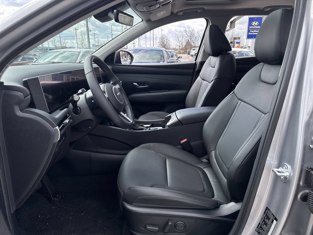 Used 2025 Hyundai Tucson SEL AWD/4WD image 12