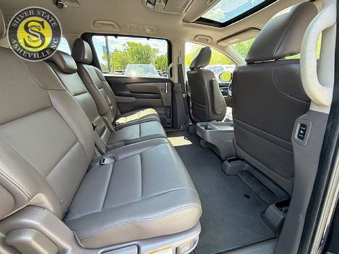 Used 2014 Honda Odyssey Touring image 19