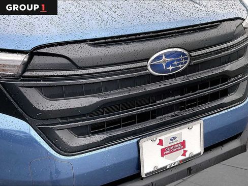 Used 2025 Subaru Forester AWD/4WD image 29