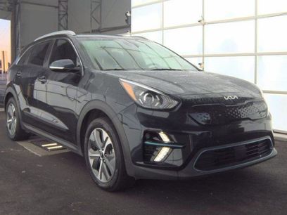 Used 2022 Kia Niro EX Premium w/ Cold Weather Package