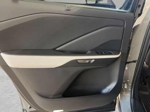 New 2026 Lexus TX 500h AWD image 17