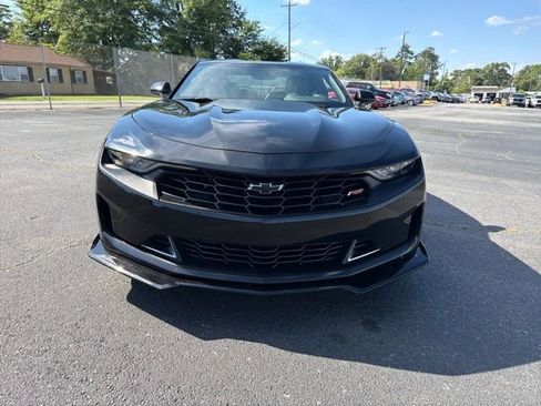 Used 2021 Chevrolet Camaro LT w/ RS Package RWD image 6