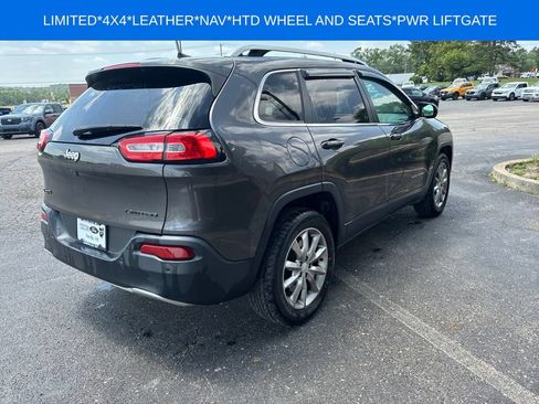 Used 2018 Jeep Cherokee Limited AWD/4WD image 6