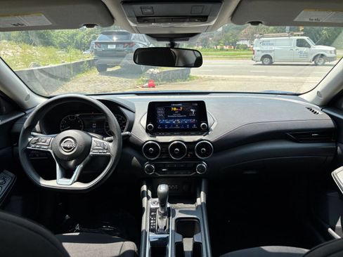 Used 2025 Nissan Sentra SV FWD image 29