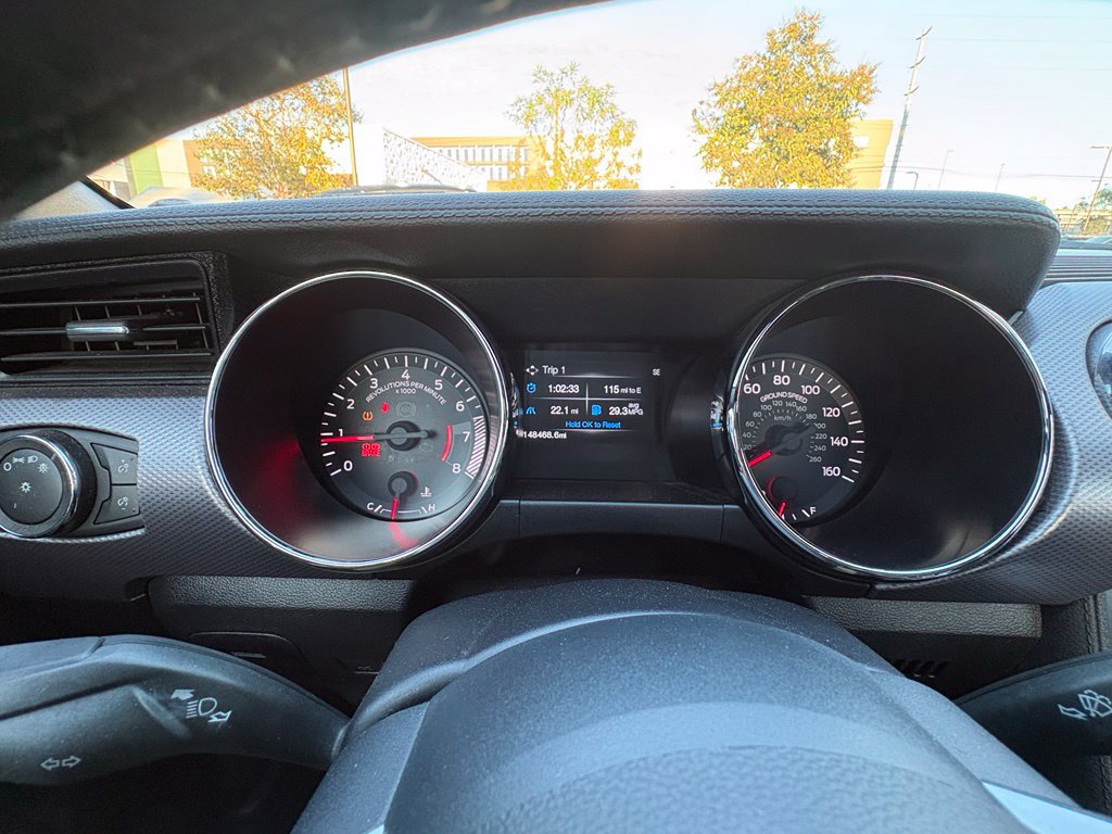 Used 2015 Ford Mustang Coupe RWD image 12