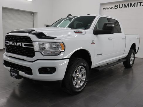 Used 2024 RAM 2500 Big Horn w/ Sport Appearance Package image 7
