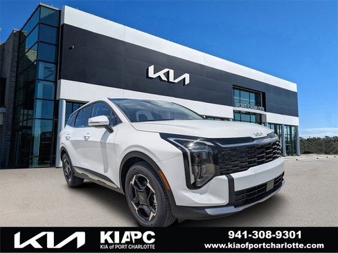 Certified 2026 Kia Sportage EX image 1