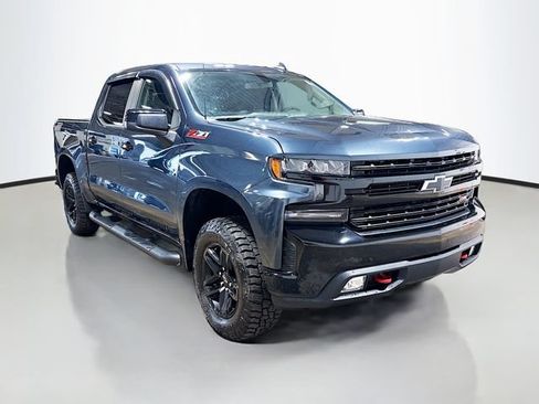 Used 2019 Chevrolet Silverado 1500 LT Trail Boss AWD/4WD image 3