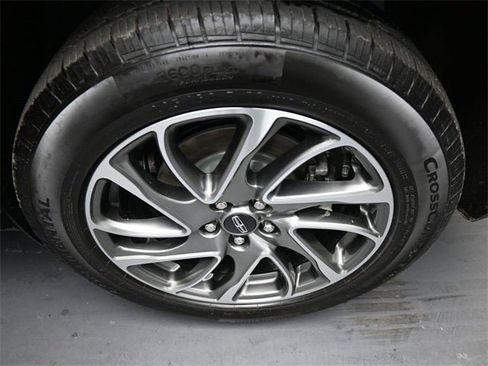 Used 2022 Lincoln Corsair AWD w/ Equipment Group 101A image 21