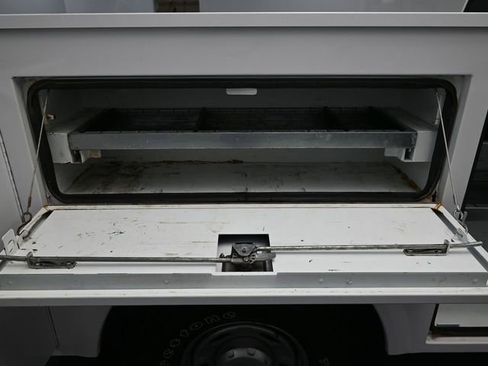 Used 2019 Ford F250 XL w/ Power Equipment Group image 43