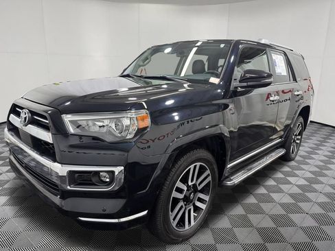 Used 2023 Toyota 4Runner Limited AWD/4WD image 3