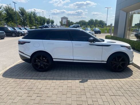 Used 2018 Land Rover Range Rover Velar R-Dynamic SE AWD/4WD image 4