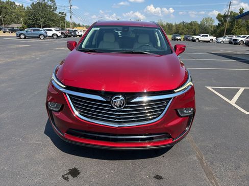 Used 2023 Buick Enclave Essence FWD image 7