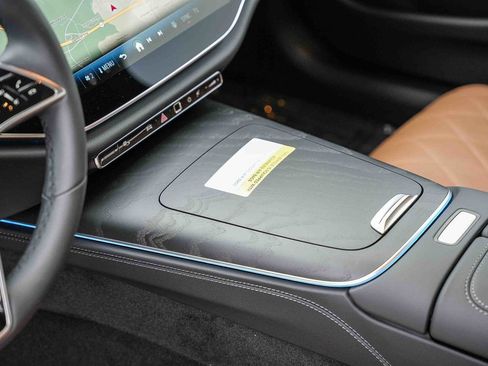 Certified 2026 Mercedes-Benz E 450 4MATIC Sedan image 22