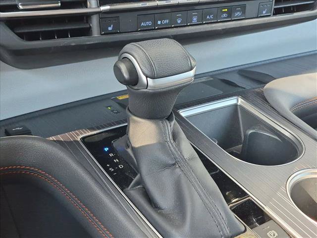 Used 2022 Toyota Sienna XSE w/ XSE Plus Package FWD image 10