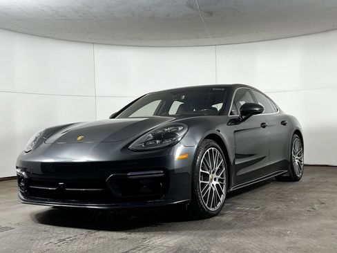 Certified 2021 Porsche Panamera Turbo S image 1