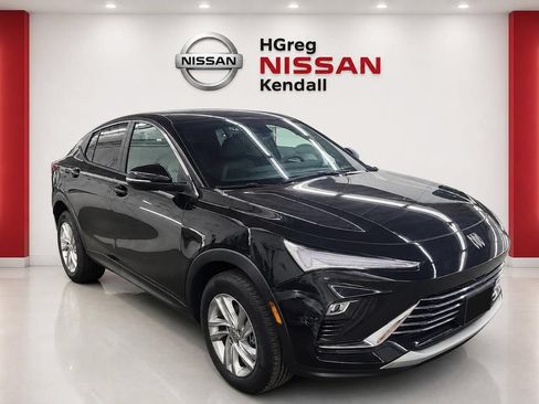 Used 2025 Buick Envista Preferred FWD image 3