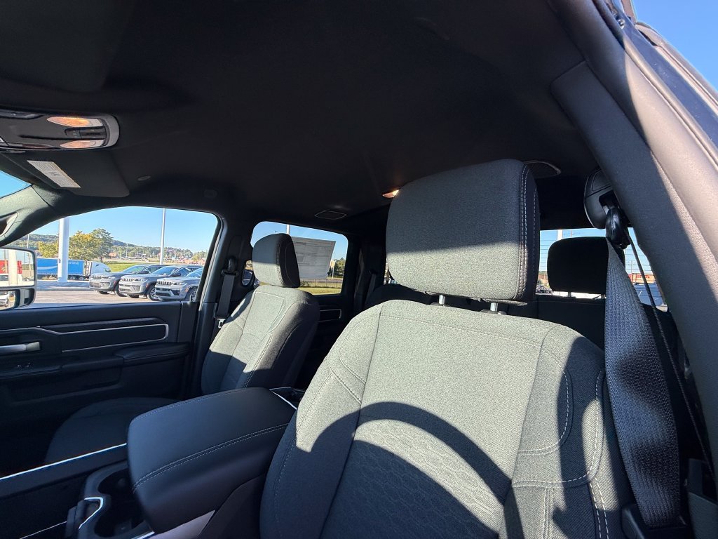 New 2026 RAM 2500 Big Horn AWD/4WD image 22