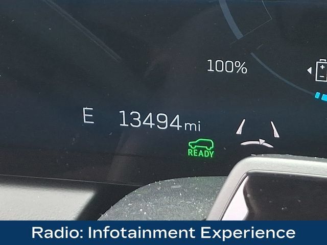 Used 2025 Cadillac Optiq Luxury 2 w/ LPO, Floor Liner Package AWD/4WD image 6