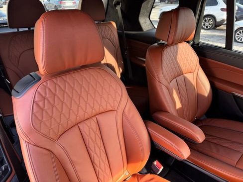 Certified 2026 BMW X7 M60i image 34