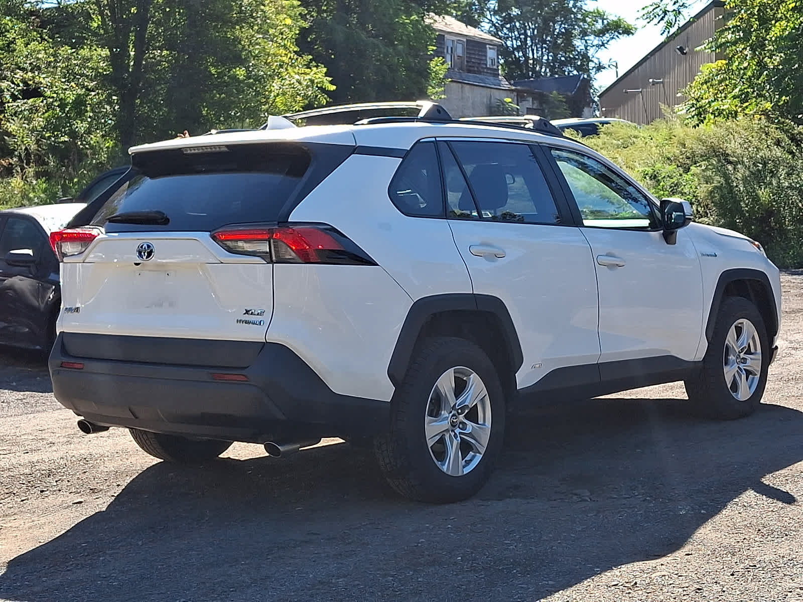 Used 2019 Toyota RAV4 XLE w/ Carpet Mat Package AWD/4WD image 7