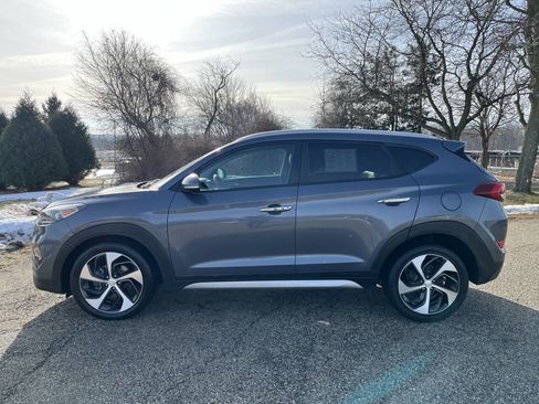 Used 2017 Hyundai Tucson Limited w/ Cargo Package image 2