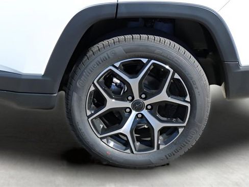 New 2026 Jeep Compass Limited image 9